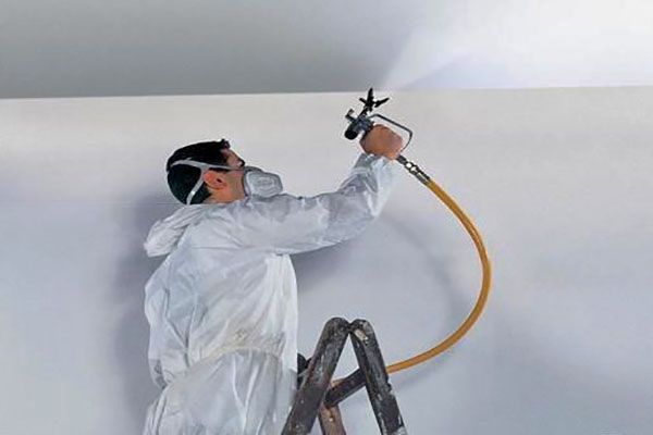 Bezvzduchová metoda malování stropů foto